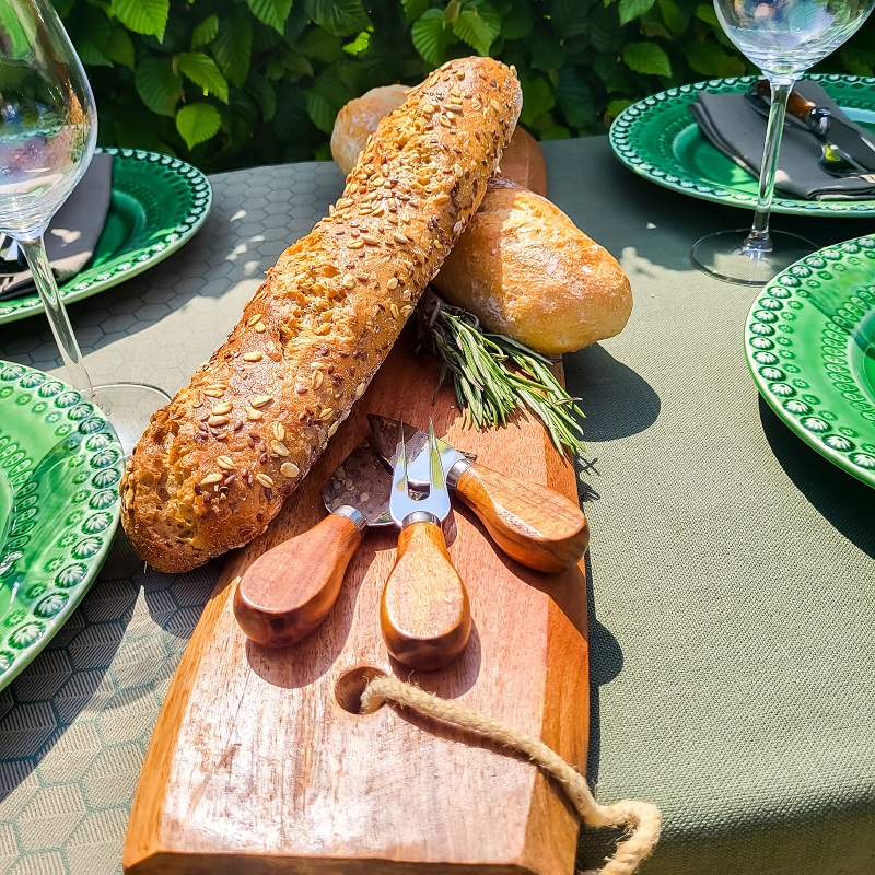 tafeldecoratie, een broodplank op tafel I Tafel beleving