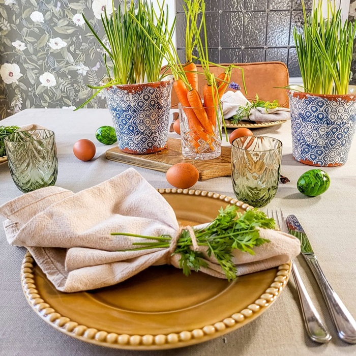 Voorbeeld van groen met een touwtje vastgebonden bij een servet I Tafel beleving