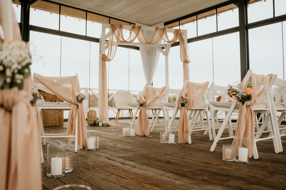 bruilofdecoratie cesemonie in de winter | tafel beleving | q.fotografie
