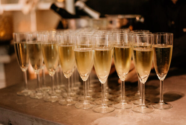 ~Champagne glazen bruiloft | Styling en verhuur| Tafel beleving | Q.Fotografie